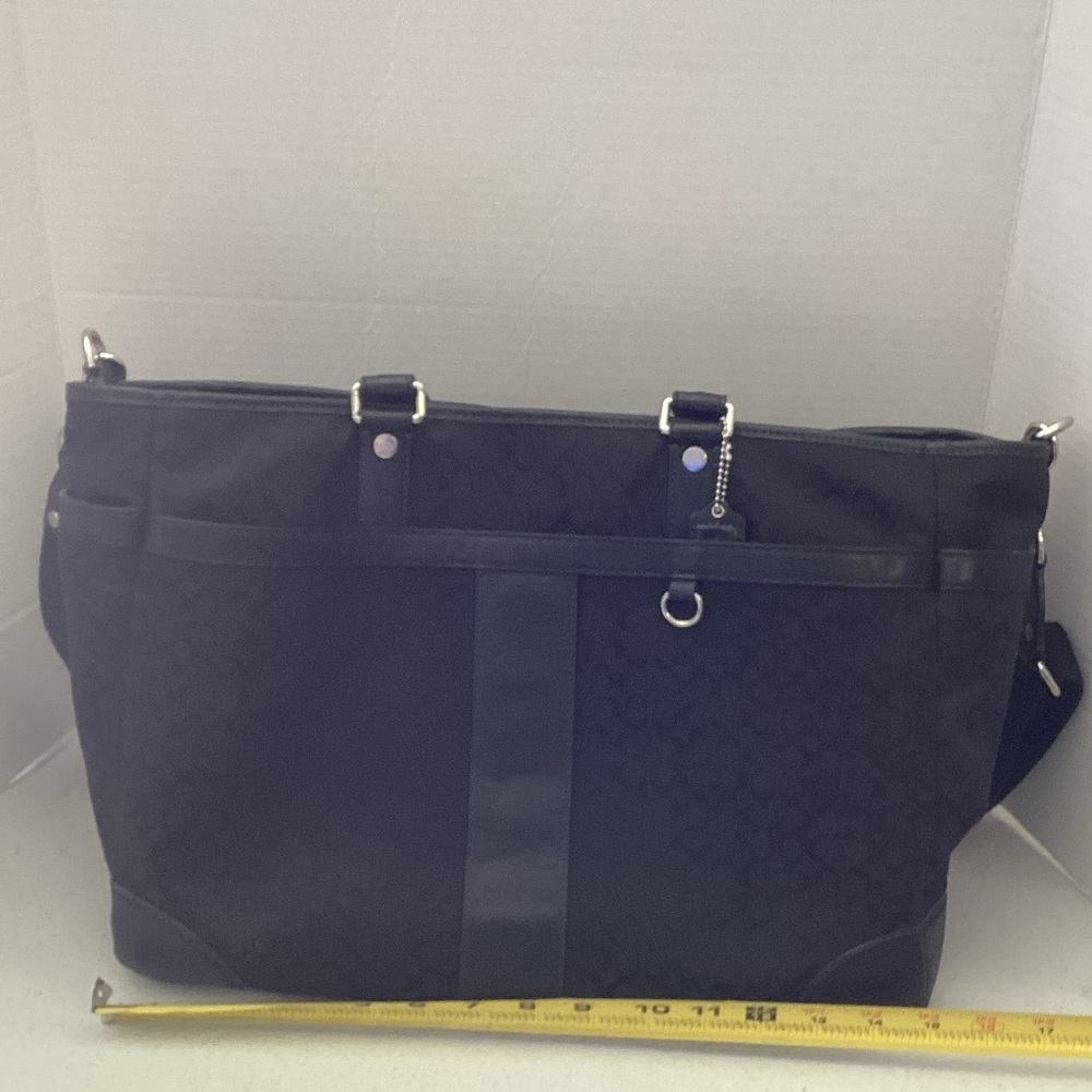Coach Diaper/Travel Bag/Black Duffel/Tote Bag - Classic Travel Carry